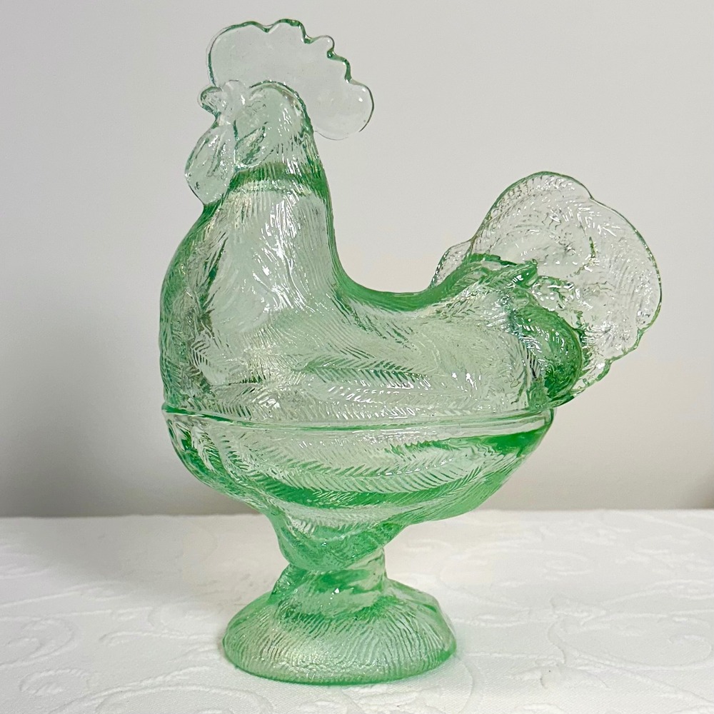 Vintage 70s L. E. Smith Pale Green Pressed Glass Rooster Candy Dish Pedestal